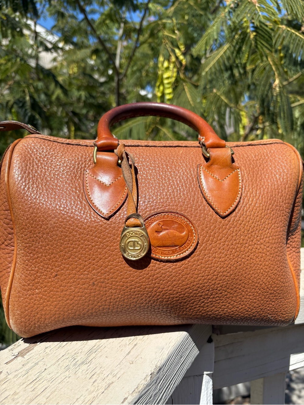 RARE VINTAGE Dooney and Bourke Brown Leather Bowler Bag\ Satchel English Tan